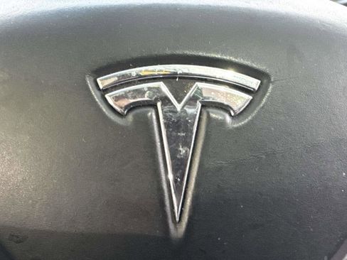 Used 2016 Tesla Model X 90D AWD/4WD image 20