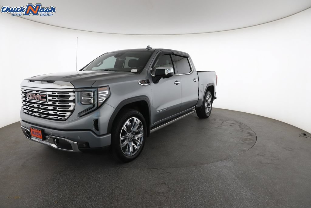 Used 2024 GMC Sierra 1500 Denali w/ Denali Reserve Package AWD/4WD image 5