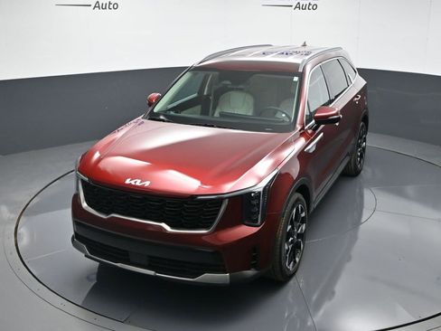 Certified 2025 Kia Sorento EX image 51