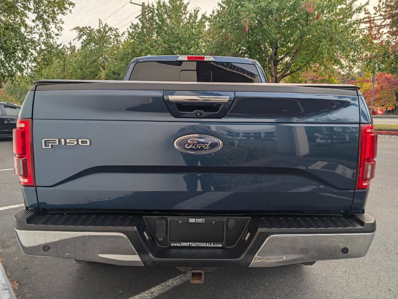 Used 2017 Ford F150 Lariat w/ Equipment Group 502A Luxury AWD/4WD image 5