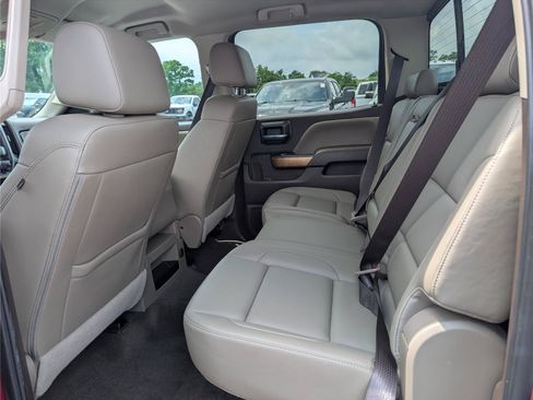 Used 2018 Chevrolet Silverado 1500 LTZ w/ Sport Package AWD/4WD image 13