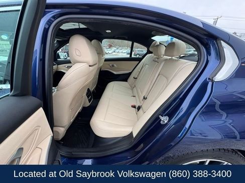 Used 2020 BMW 330i Sedan w/ Premium Package image 9