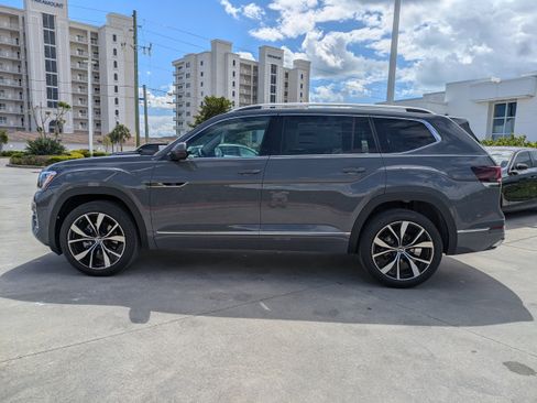 New 2026 Volkswagen Atlas SEL Premium R-Line AWD/4WD image 7