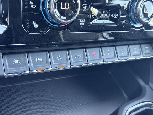 New 2026 GMC Sierra 1500 AT4X AWD/4WD image 18