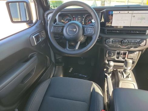 New 2026 Jeep Gladiator Sport image 8