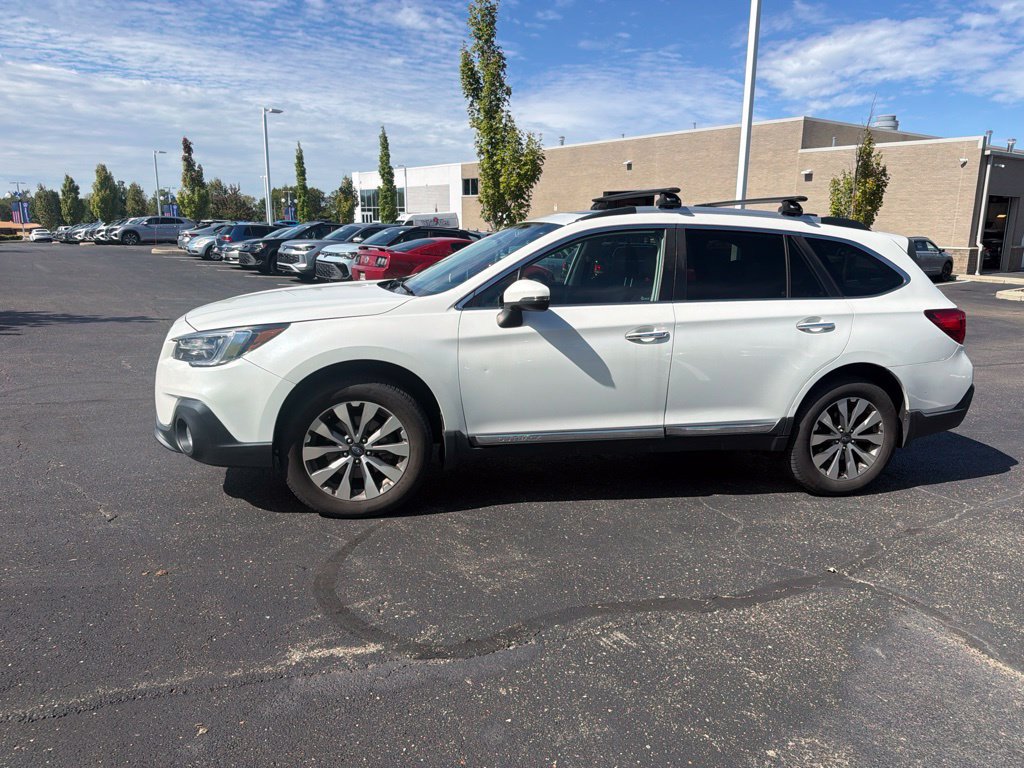 Used 2019 Subaru Outback 2.5i Touring w/ Popular Package #3A AWD/4WD image 19
