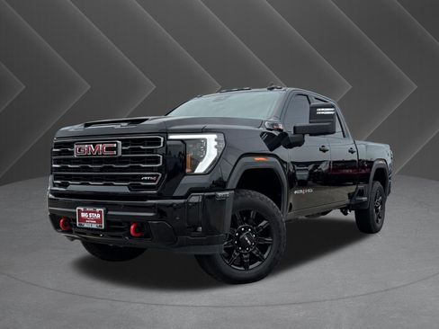 Used 2025 GMC Sierra 2500 AT4 AWD/4WD image 2