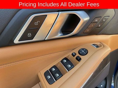 Used 2022 BMW X5 xDrive45e w/ Executive Package AWD/4WD image 19