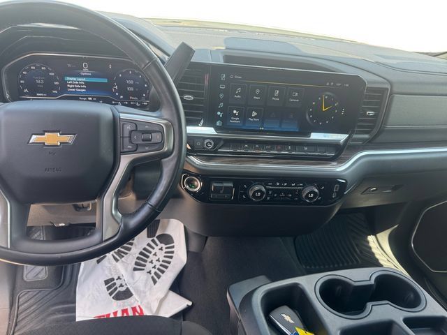 Used 2025 Chevrolet Silverado 1500 LT RWD image 10