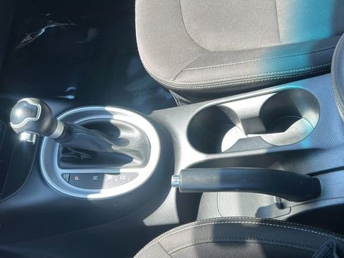 Used 2016 Kia Soul w/ Convenience Package FWD image 25