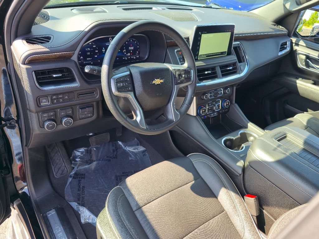 Certified 2023 Chevrolet Suburban Premier w/ Max Trailering Package AWD/4WD image 12