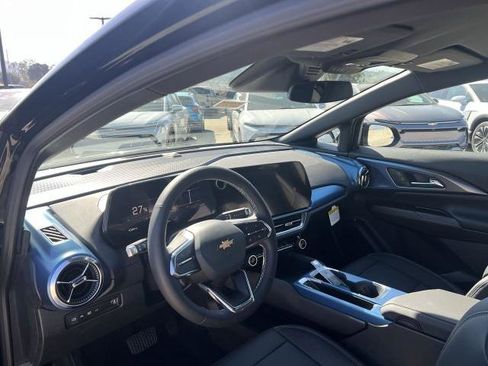 New 2026 Chevrolet Equinox EV LT FWD image 10