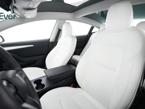 Used 2022 Tesla Model 3 RWD image 4