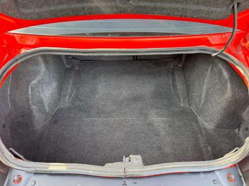 Used 2017 Dodge Challenger R/T Scat Pack w/ Leather Interior Group image 19