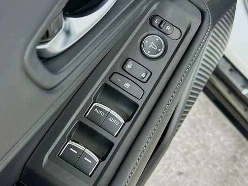 Used 2025 Honda Accord Sport image 20