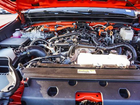 Used 2024 Toyota Tacoma TRD Off-Road image 29