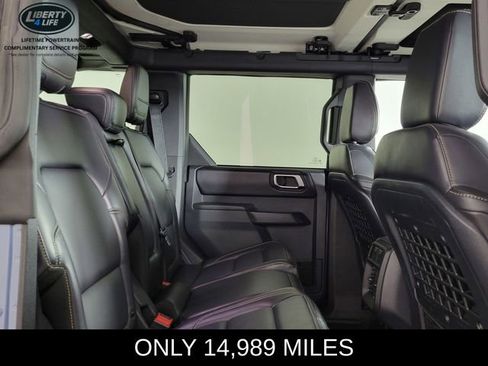 Used 2025 Ford Bronco Badlands AWD/4WD image 17