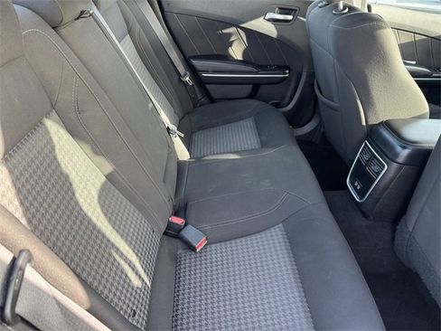 Used 2023 Dodge Charger SXT image 7