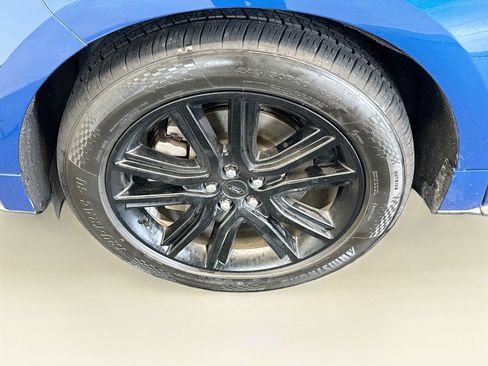 Used 2022 Ford Edge ST-Line AWD/4WD image 11