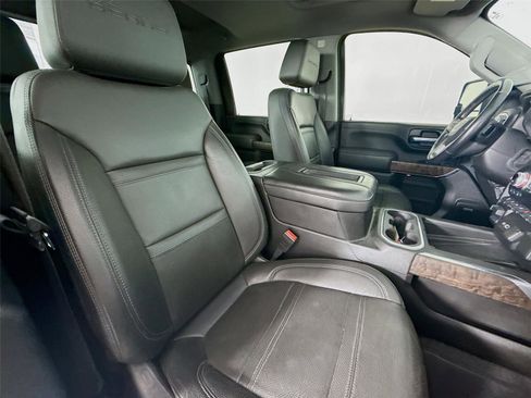 Used 2021 GMC Sierra 2500 Denali w/ Denali Ultimate Package AWD/4WD image 18