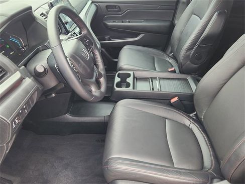 Certified 2023 Honda Odyssey Sport image 11