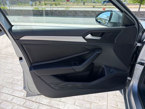 Used 2022 Volkswagen Jetta S image 12