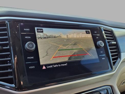 Used 2021 Volkswagen Atlas SEL Premium image 6