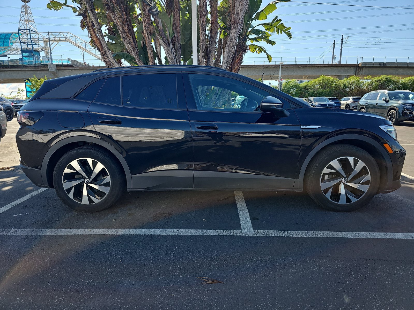 Used 2023 Volkswagen ID.4 Pro RWD image 4