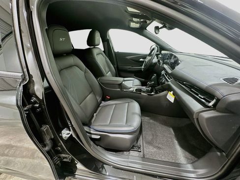 New 2026 Buick Envista Sport Touring w/ Convenience I Package FWD image 28