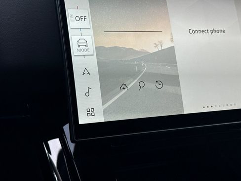 New 2025 Land Rover Range Rover Sport image 17