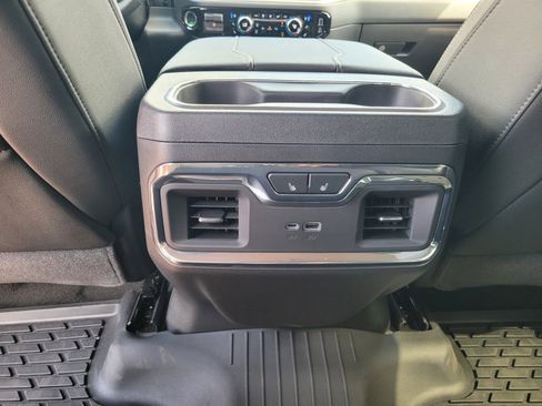 Used 2025 GMC Sierra 1500 SLT w/ SLT Premium Plus Package AWD/4WD image 14