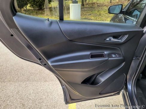 Used 2022 Chevrolet Equinox LT image 22