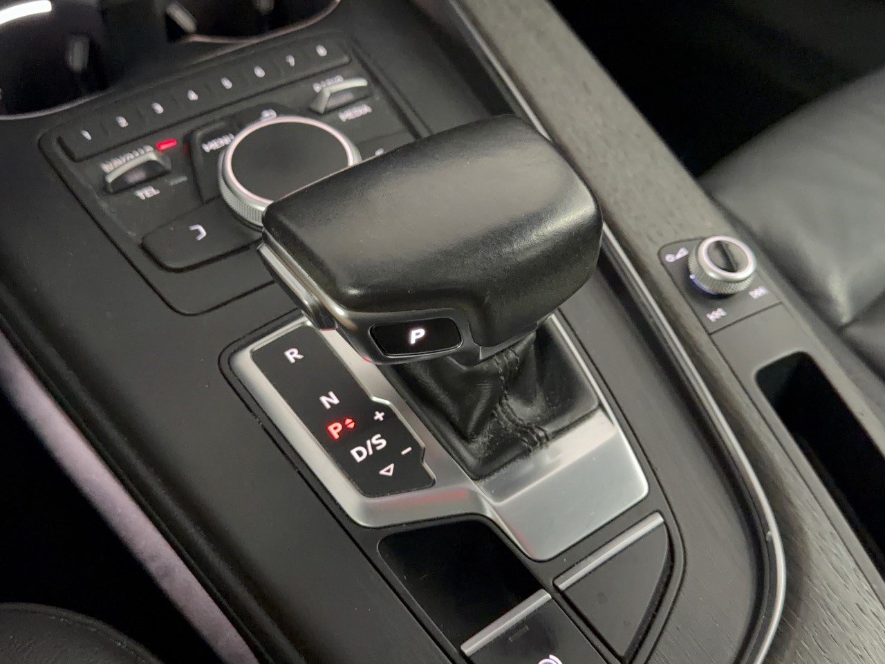 Used 2019 Audi A4 2.0T Premium w/ Convenience Package FWD image 21