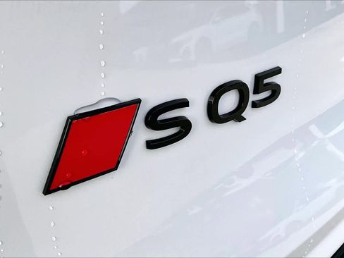 New 2026 Audi SQ5 Prestige AWD/4WD image 15