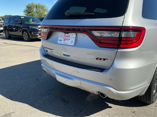 Used 2025 Dodge Durango GT AWD/4WD image 16