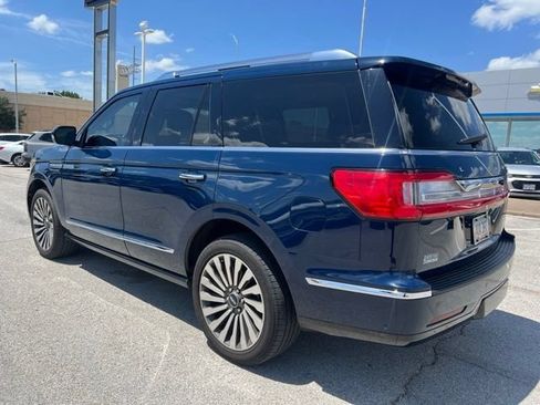 Used 2018 Lincoln Navigator Reserve w/ Technology Package AWD/4WD image 4