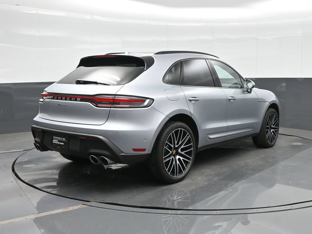 Certified 2024 Porsche Macan AWD/4WD image 7