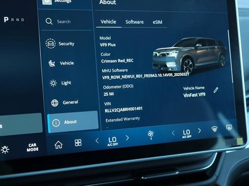 New 2024 VinFast VF 9 Plus AWD/4WD image 16