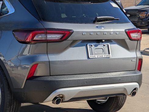 New 2026 Ford Escape SE image 6