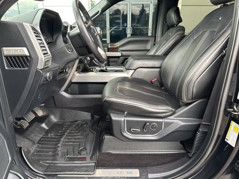 Used 2016 Ford F150 Platinum w/ Equipment Group 701A Luxury image 17