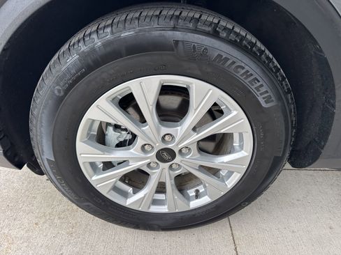 Certified 2023 Ford Escape Active w/ Cold Weather Package image 16