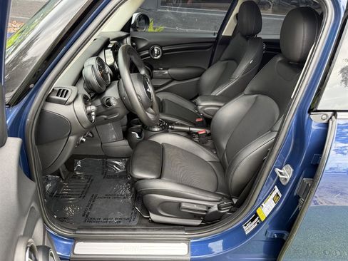 Used 2016 MINI Cooper 4-Door Hardtop FWD image 13