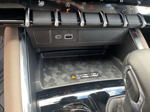 New 2026 GMC Canyon Denali image 34