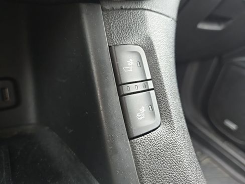 Used 2017 GMC Acadia SLE w/ Driver Alert Package I AWD/4WD image 21