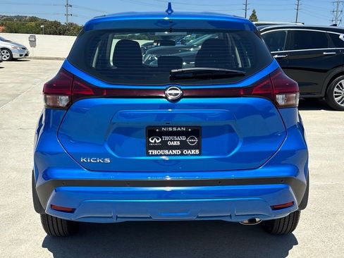 New 2025 Nissan Kicks S image 4