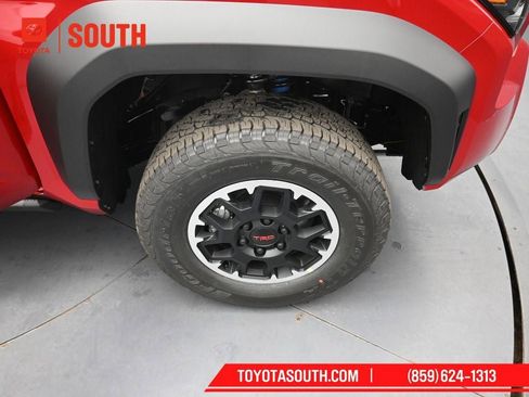 New 2026 Toyota Tacoma TRD Off-Road AWD/4WD image 31