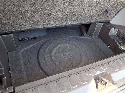 Used 2022 Chevrolet Equinox LT image 28