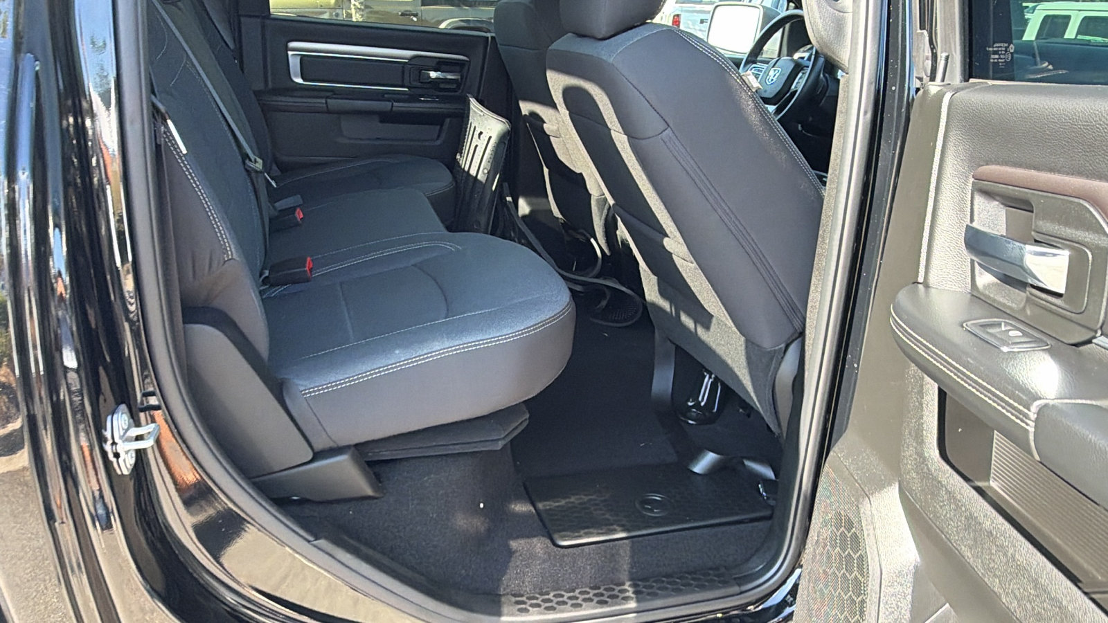 Used 2024 RAM 1500 Warlock w/ Electronics Group AWD/4WD image 21