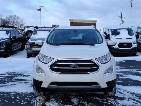 Used 2019 Ford EcoSport Titanium image 2