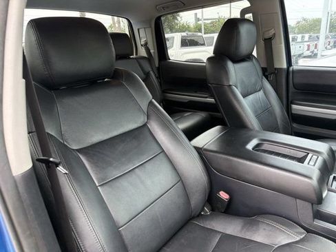Used 2018 Toyota Tundra SR5 w/ SR5 Upgrade Package AWD/4WD image 17